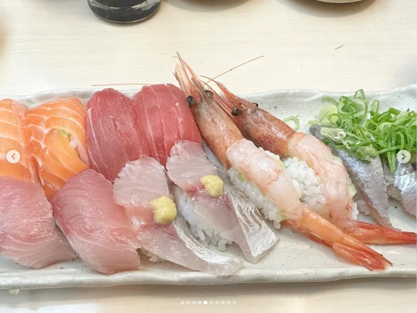The sushi she had wanted and a final skewer meal — Haruru’s photograph