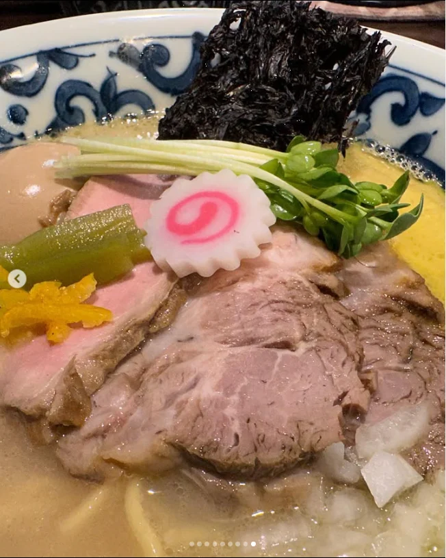 Clouds over Tokyo and one more memorable meal — Haruru’s photograph