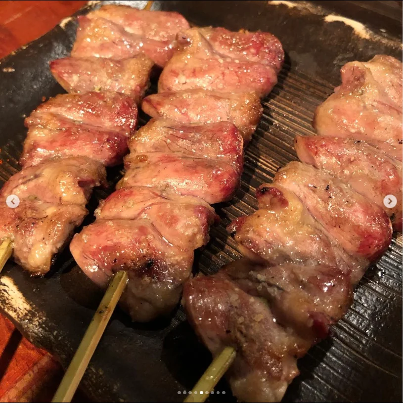 Skewers and yellowtail sashimi — Haruru’s photograph