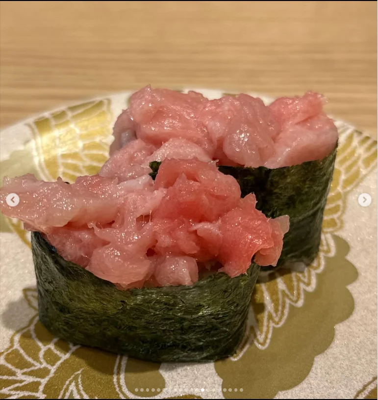 Favourite sushi at lunchtime — Haruru’s photograph