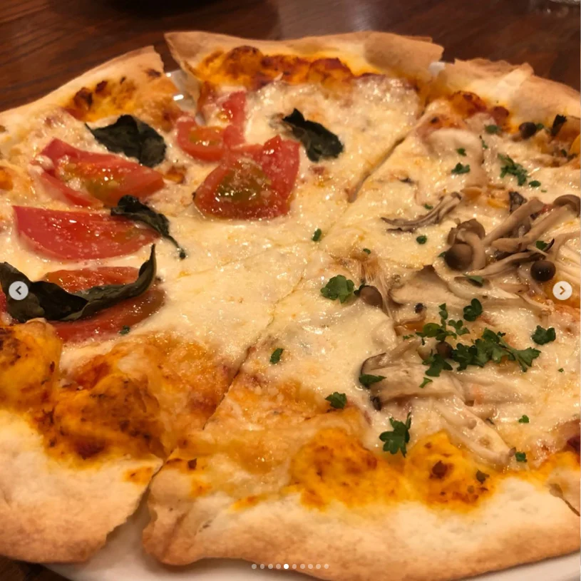 Enjoying every dish — Haruru’s photograph
