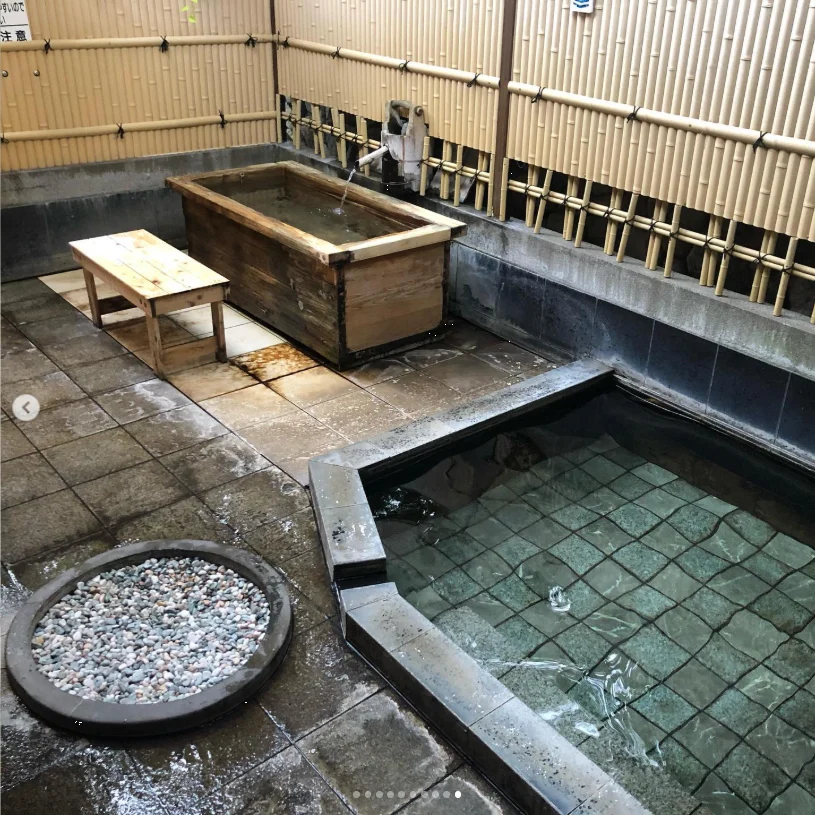 食事と風呂をゆっくり楽しむ — ハルルの写真