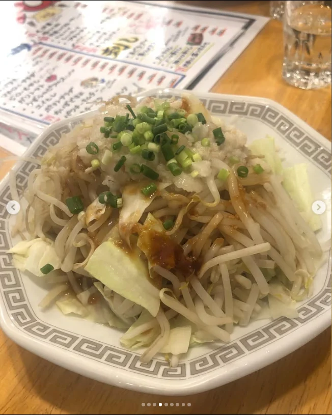 Bean sprouts, fruity sours and a simple pizza — Haruru’s photograph