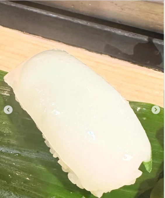 寿司写真に添えた料理名 — ハルルの写真